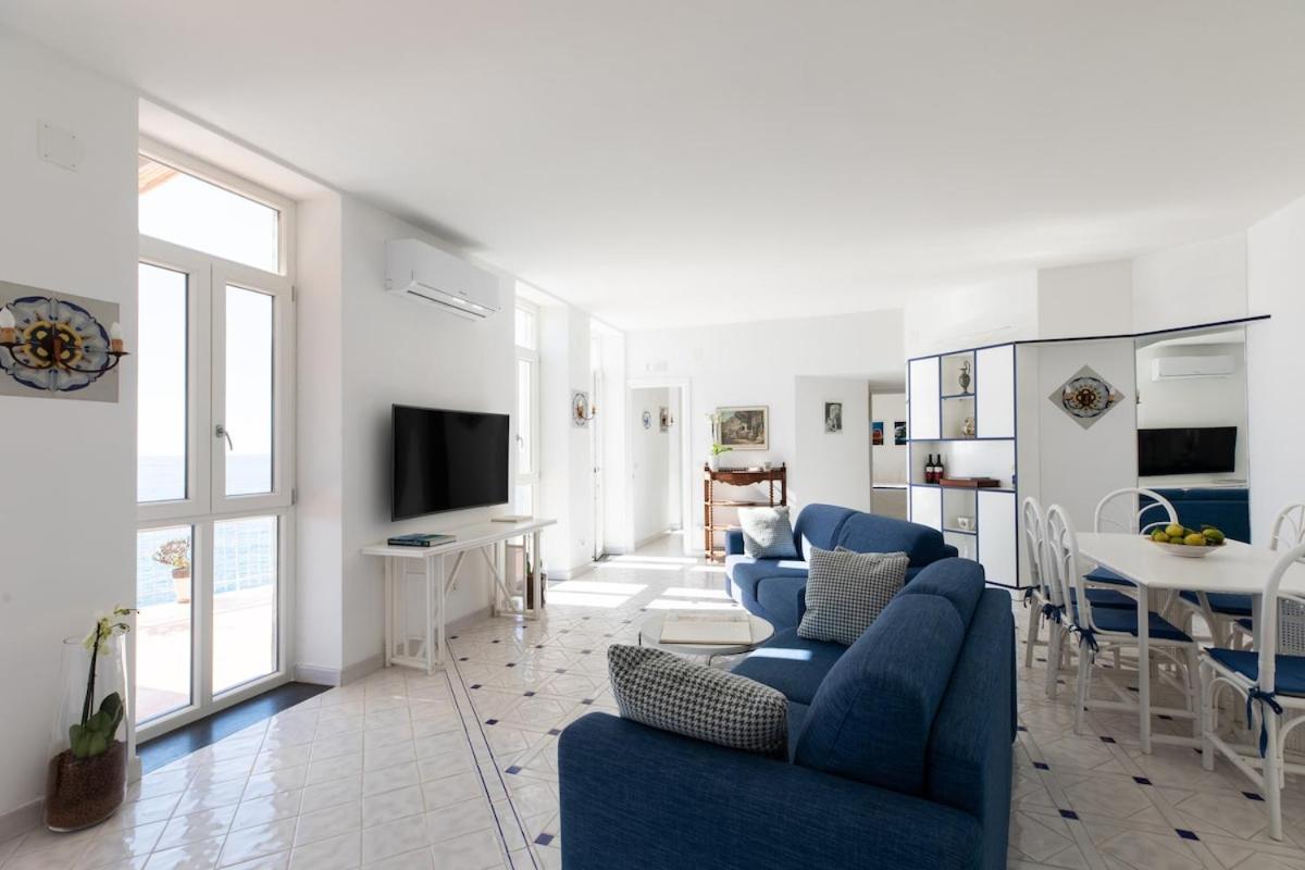 Villa Elizabeth Конка деи Марини Екстериор снимка