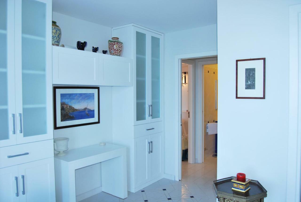 Villa Elizabeth Конка деи Марини Екстериор снимка